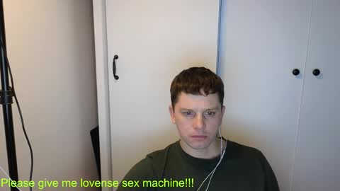 st1vemaster01 online show from February 17, 3:44 pm