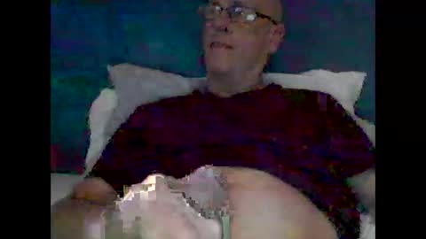 stanley1923308 online show from November 23, 11:38 pm