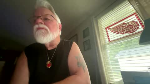 Tom online show from July 27, 11:06 am
