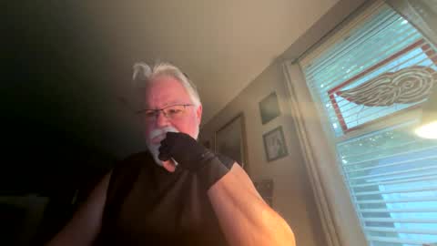 Tom online show from July 25, 10:34 am