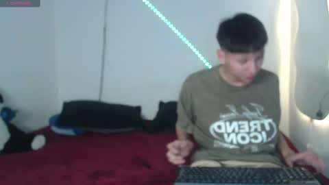 Snapshot of stebeen_smith chatting on March 12, 11:44 pm stebeen smith online show from March 12, 11:44 pm