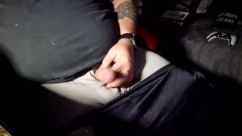 Snapshot of steelman8484 chatting on December 29, 6:14 am steelman8484 online show from December 29, 6:14 am