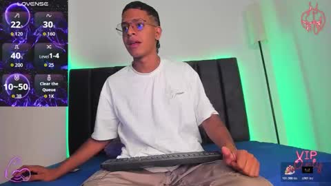 Drake online show from February 15, 1:41 pm