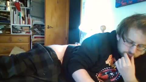 Ian23602 online show from May 10, 12:23 am