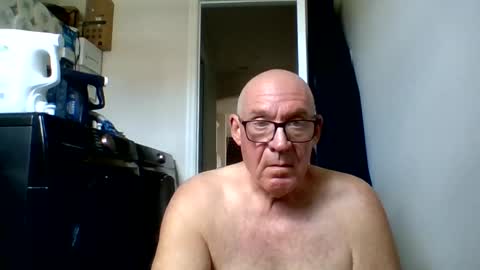 stevejons47 online show from August 3, 3:51 pm
