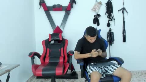 Steven online show from December 16, 1:29 pm