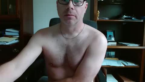 stevepre28 online show from February 2, 7:46 pm