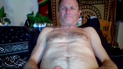 steviehard7 online show from February 18, 9:32 am