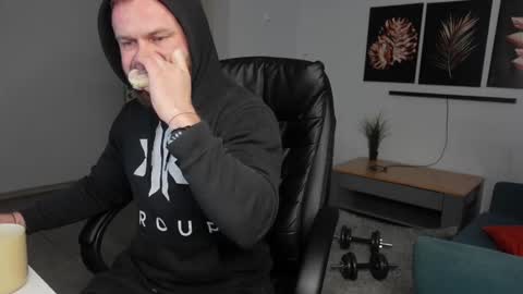 Stewart Barnz online show from January 9, 7:13 am