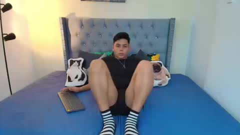 Snapshot of stewart_mateo_ chatting on October 10, 3:11 am stewart online show from October 10, 3:11 am