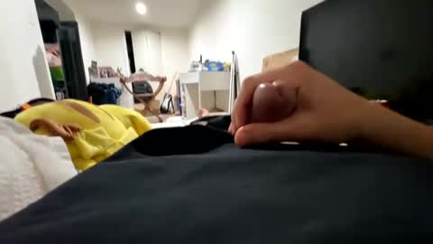 Snapshot of stickyjam37 chatting on February 9, 6:16 pm StickyxJam online show from February 9, 6:16 pm