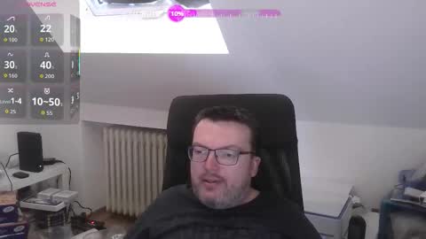 Oliver online show from March 20, 4:33 pm