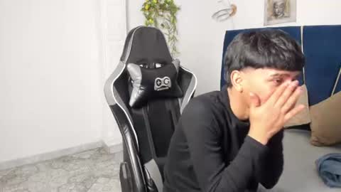 stiven_cum2 online show from June 28, 7:47 am