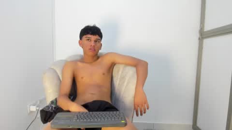 stiven_cum2 online show from June 27, 5:21 am