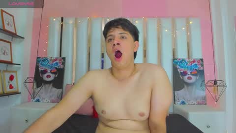 Steven Pooh online show from December 20, 1:22 pm