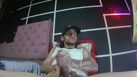 stiven online show from October 1, 9:35 am