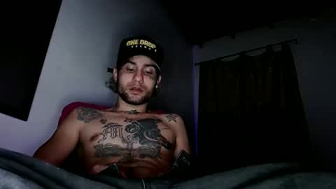 stiven online show from February 9, 2:06 am