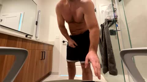 stlhotwifeguy online show from March 3, 3:57 pm