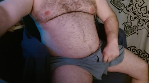 Stonerbear42 online show from March 11, 5:49 am