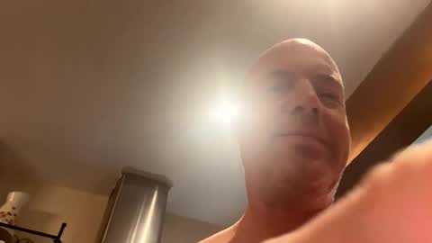 Stoodley22 online show from December 5, 5:58 am