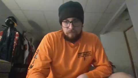 stout0818 online show from March 24, 8:08 am