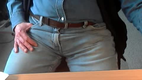 Dave online show from March 29, 2:06 pm