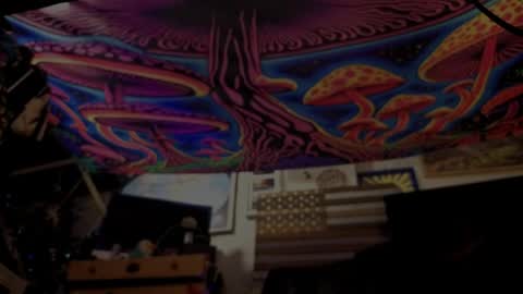 Str8 online show from April 7, 10:43 pm