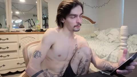 str8whiteboy21 online show from March 6, 7:11 pm