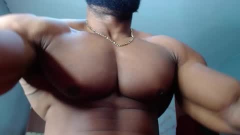 strong_george1 online show from November 11, 10:48 pm