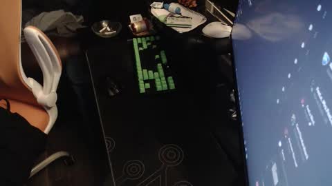 stud69861714 online show from March 1, 8:03 am