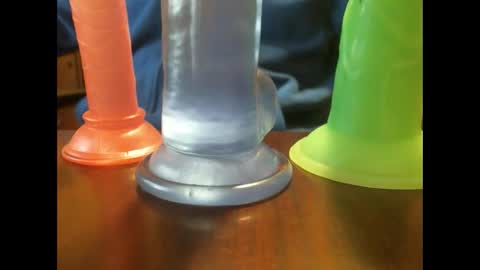 Snapshot of studinto chatting on March 11, 12:00 am BadBrad online show from March 11, 12:00 am