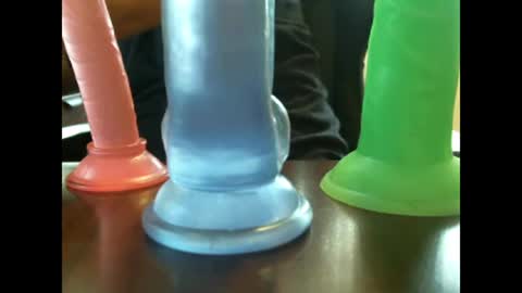 Snapshot of studinto chatting on February 20, 6:24 pm BadBrad online show from February 20, 6:24 pm