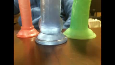 Snapshot of studinto chatting on January 11, 10:40 am BadBrad online show from January 11, 10:40 am