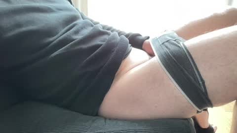 alex online show from April 1, 11:56 am