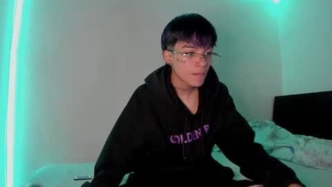 nico online show from February 7, 3:52 pm