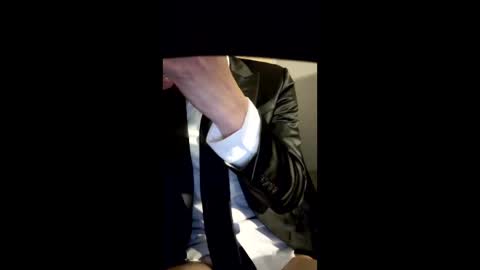 suitfetishez online show from June 8, 4:24 am