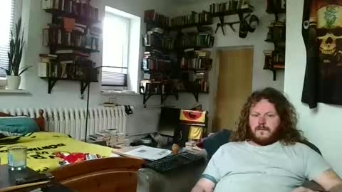 sunr1sa online show from March 31, 6:04 am