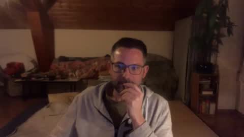 supersquirrel81 online show from December 21, 5:43 pm