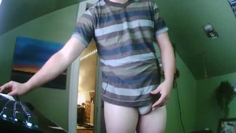 surferdude_here online show from September 20, 8:31 pm