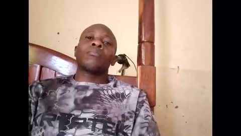 sweet_papa256 online show from May 18, 4:44 pm