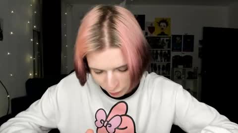 kira online show from February 12, 5:30 pm