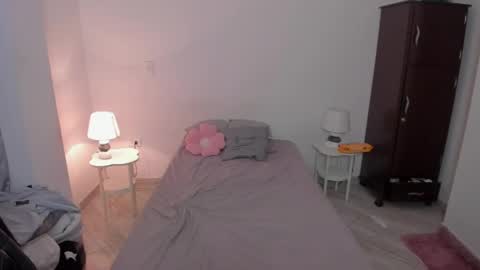 Lian online show from April 21, 2:51 am