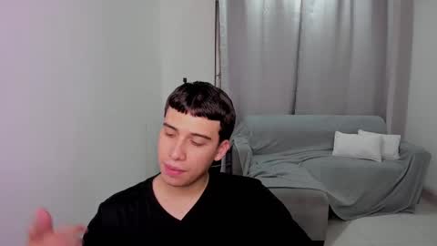 Lian online show from February 25, 2:14 am