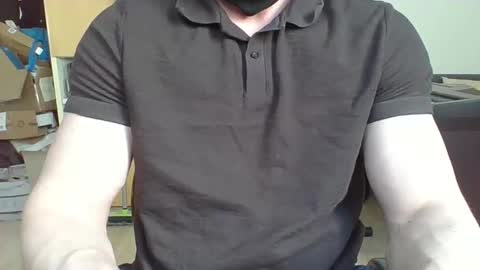 Tom98 online show from April 6, 2:40 pm