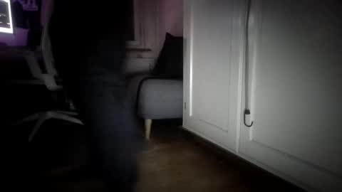 Swiss Couple online show from February 2, 8:41 pm