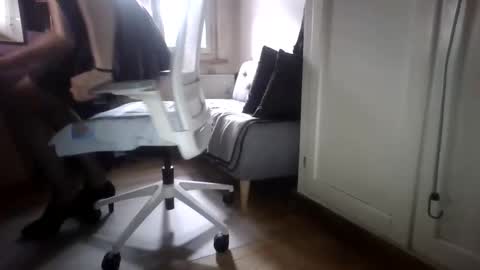 Swiss Couple online show from February 16, 9:15 am