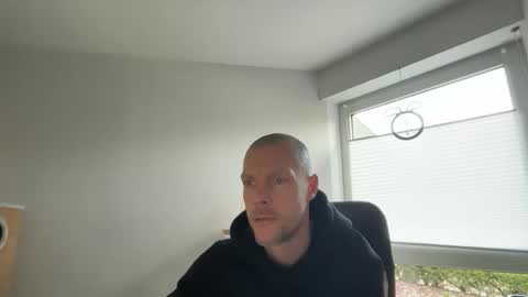 sx1904 online show from March 12, 12:02 pm