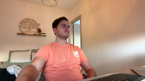 syl092 online show from April 1, 5:43 pm