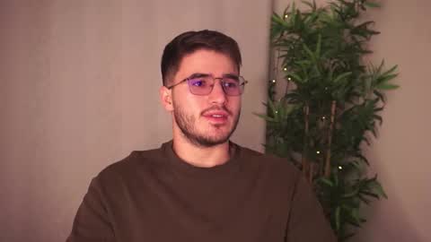 t0ny_wylie online show from March 21, 10:47 pm