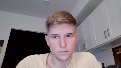 collegetwinkboi online show from January 6, 9:19 pm